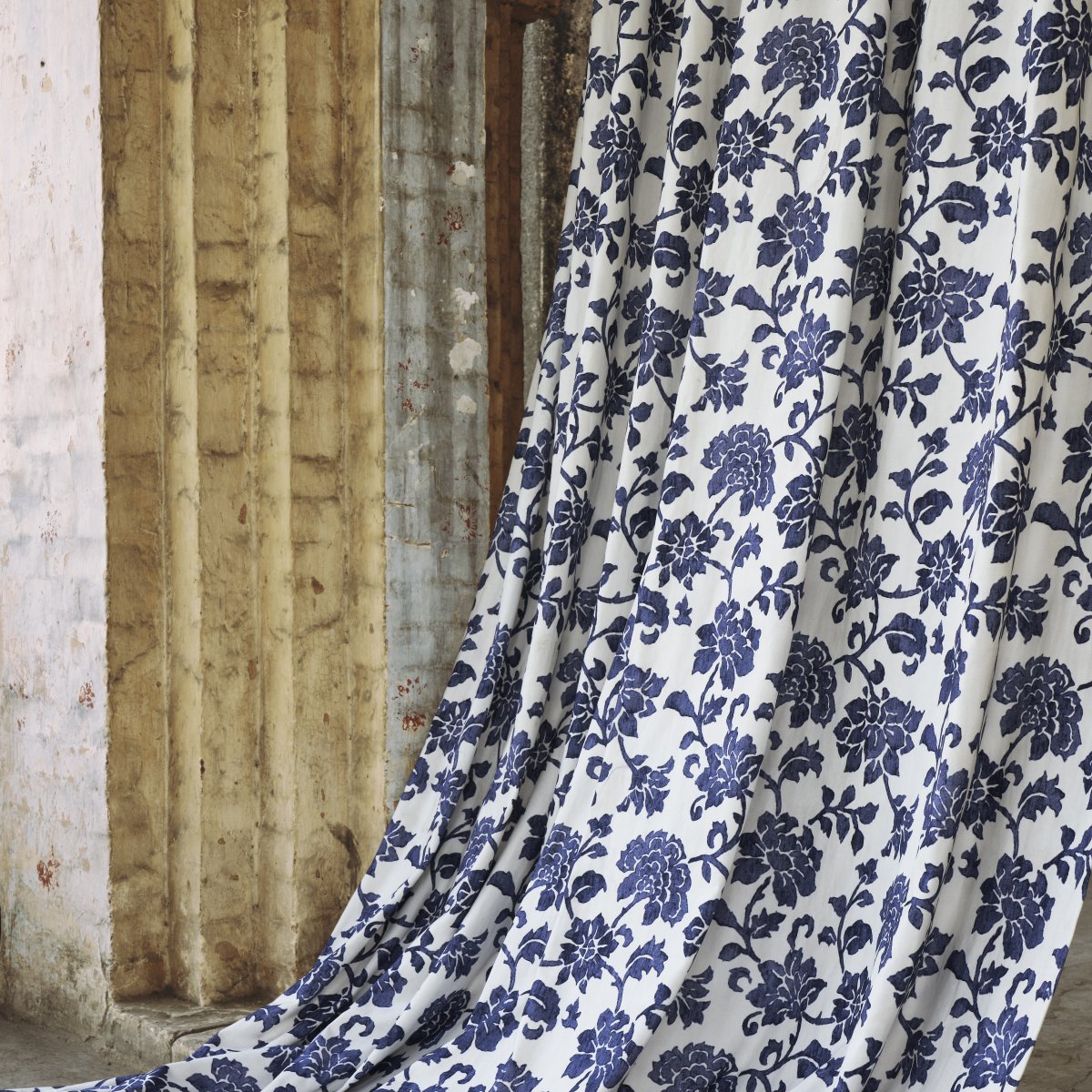 CONTEMPORARY PRINTS