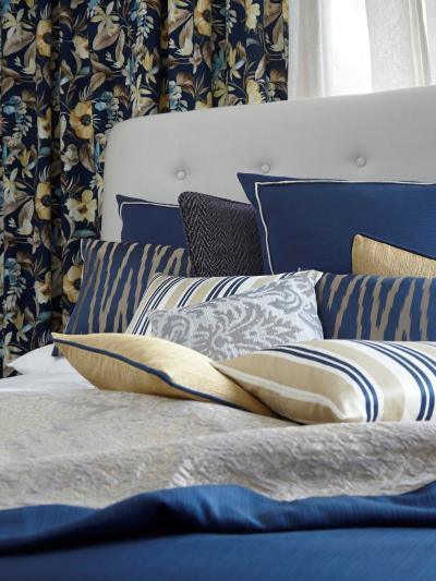 5 Expert ways to make your bedroom an oasis of calm